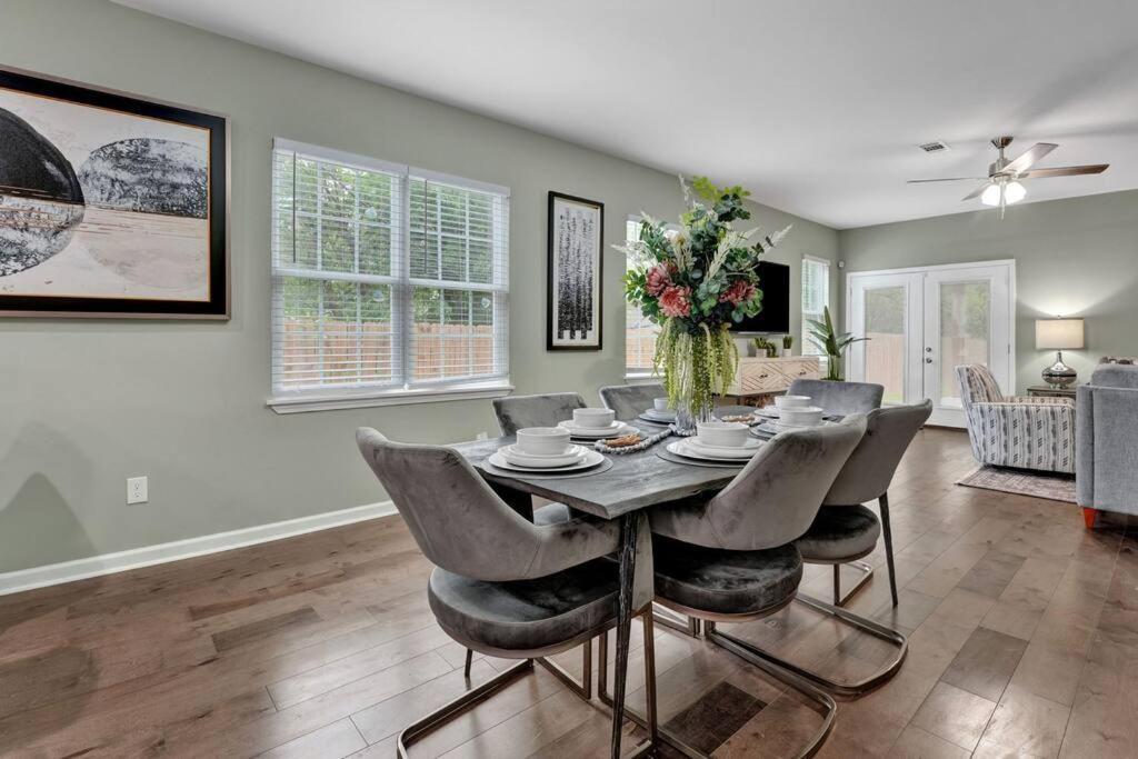 The Clark At Midtown Holiday home